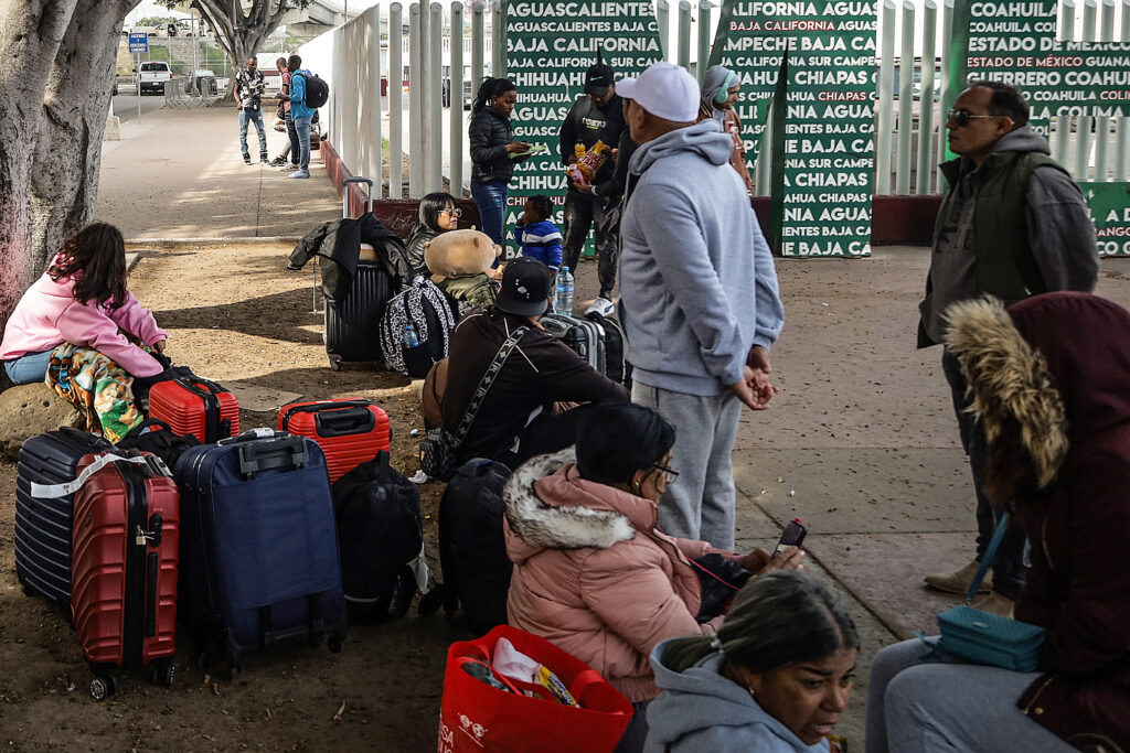 Organizaciones en México instan a migrantes a no cruzar a EE.UU. y evitar crisis de deportaciones. Foto de EFE