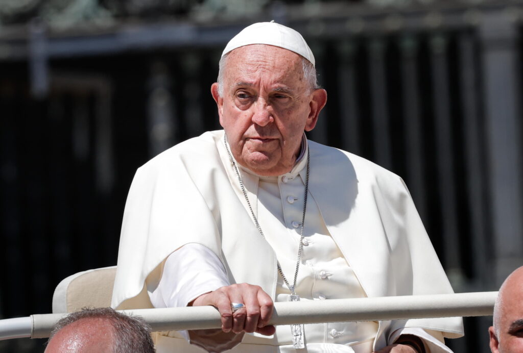 Papa Francisco lamenta que un bien común como el agua se use para la explotación o extorsión