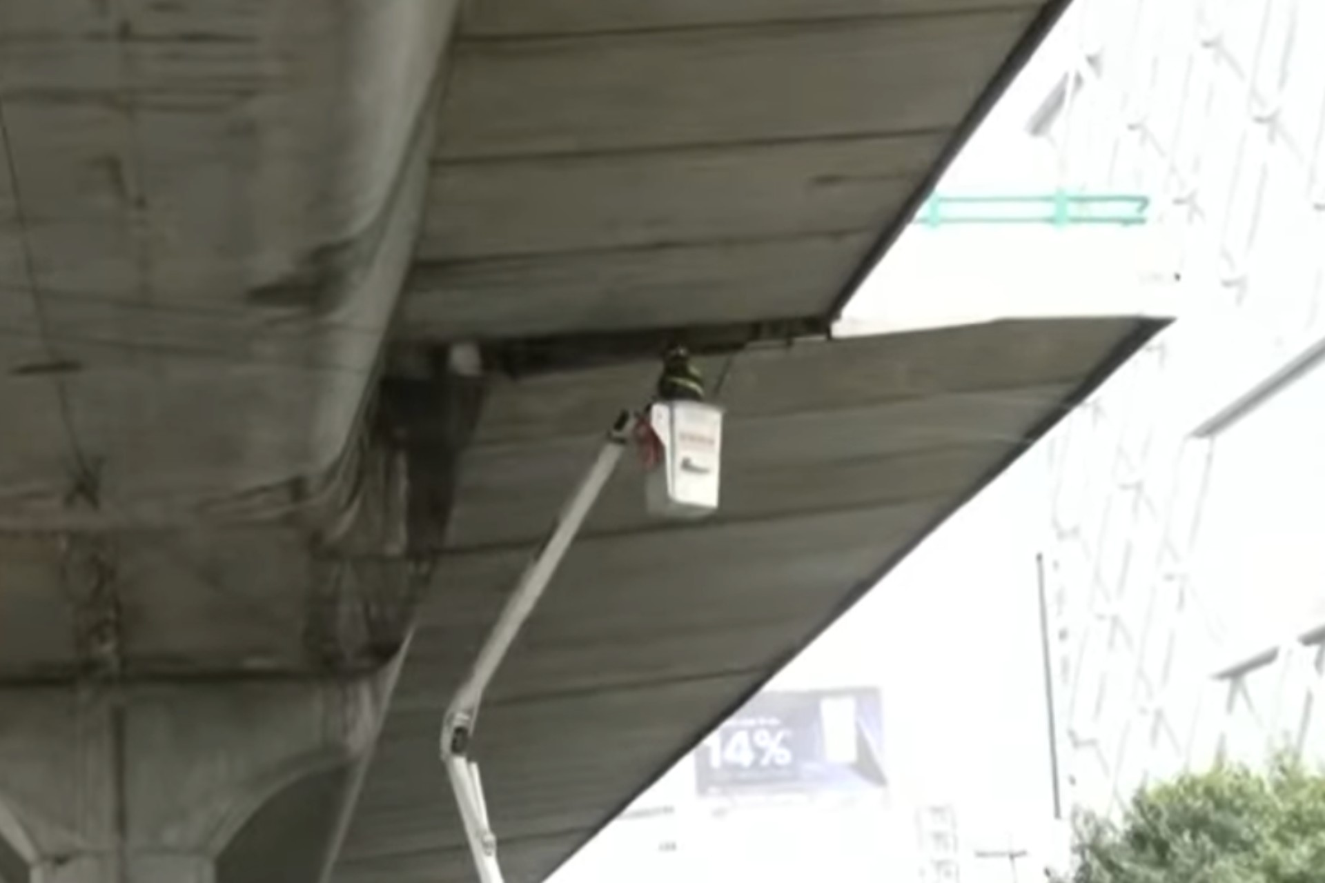 Cierran un tramo de Periférico Sur por retiro de estructura Cierran un tramo de Periférico Sur por retiro de estructura