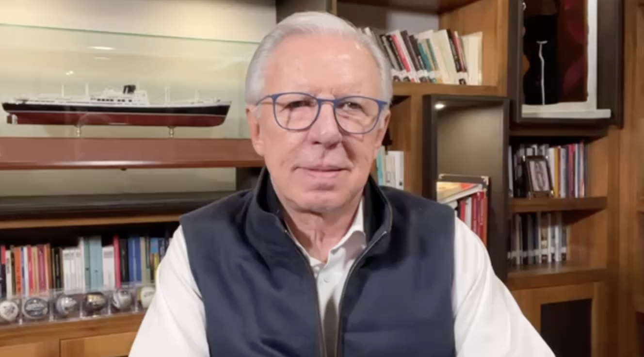 De romper, sería él, no ella