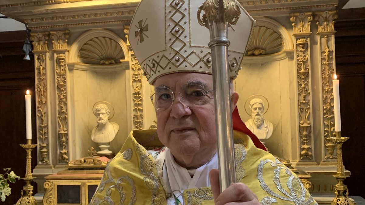 Vaticano excomulga al arzobispo Viganò, acusado de “cisma” por sus ataques al papa Francisco Vaticano excomulga al arzobispo Viganò, acusado de “cisma” por sus ataques al papa Francisco