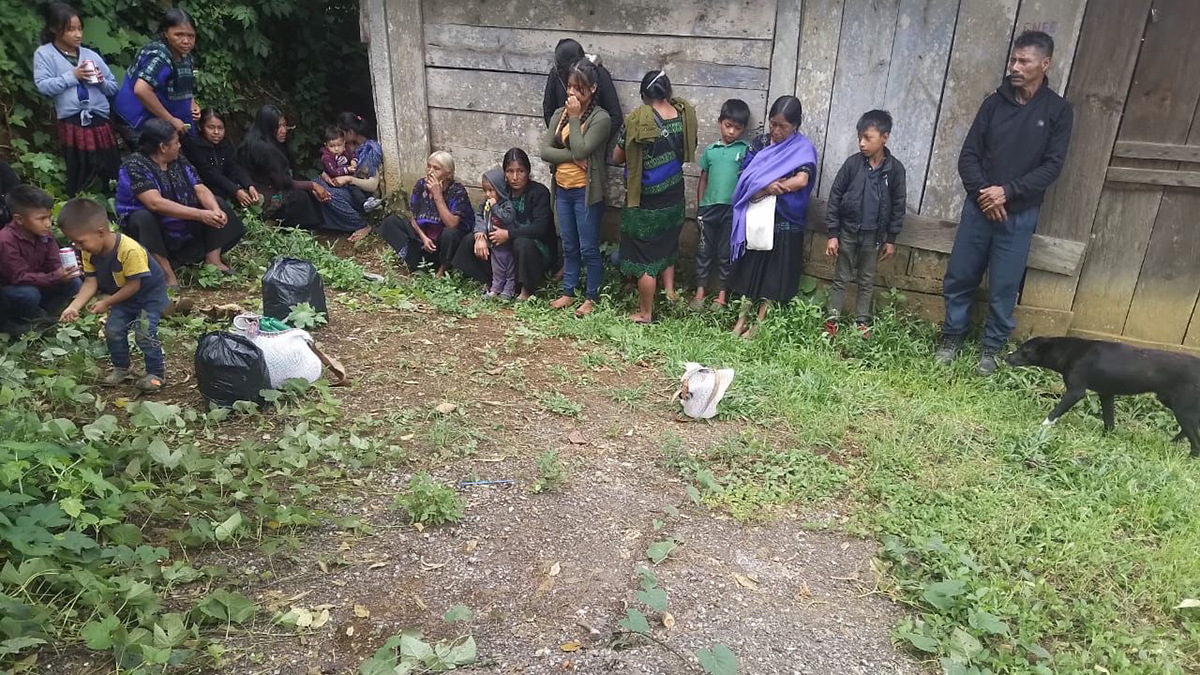 Violencia desplaza a indígenas tzotziles en Chenalhó, Chiapas