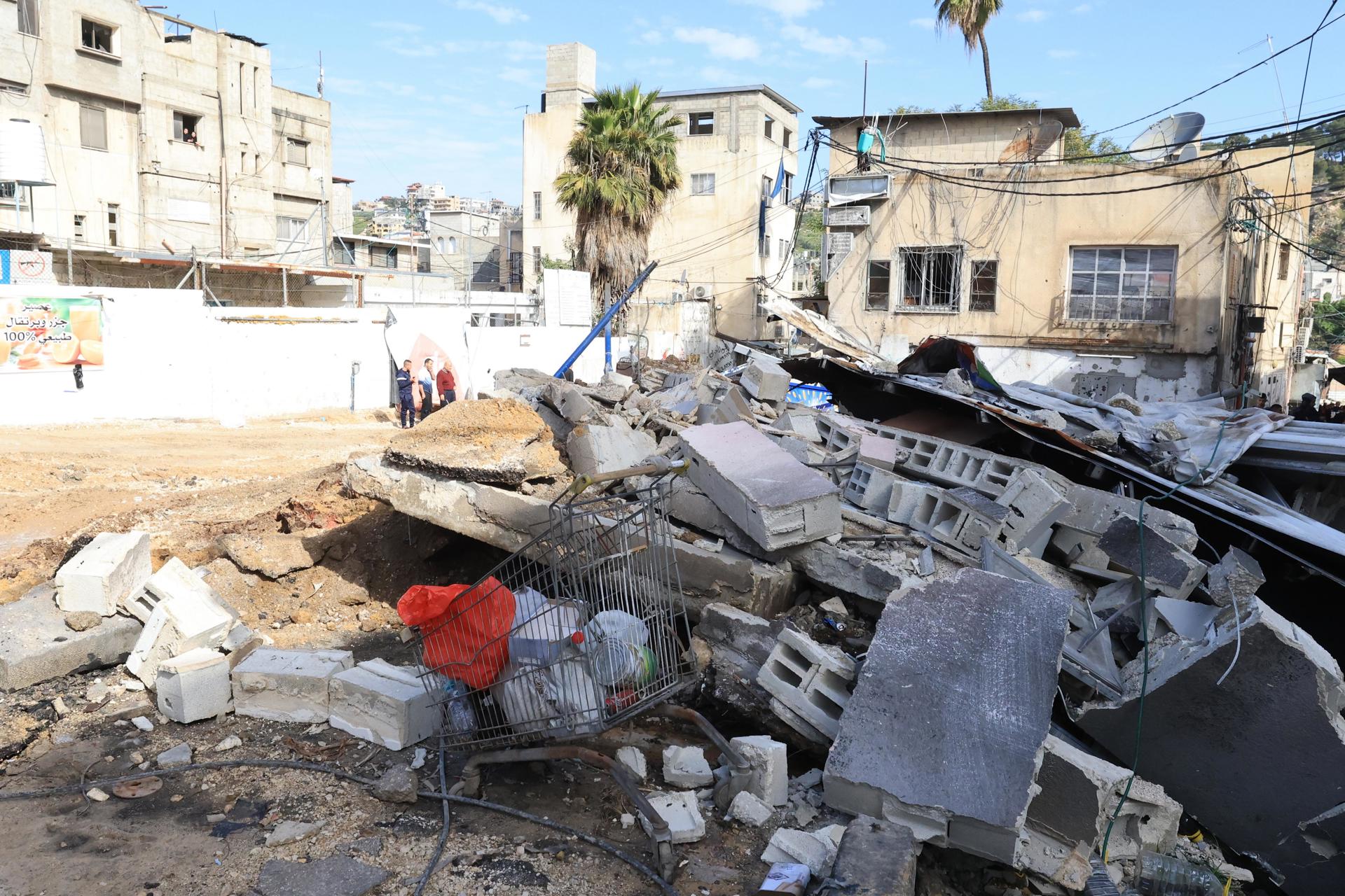 Israel mata a una mujer y niño palestinos en una redada en Tulkarem, Cisjordania ocupada