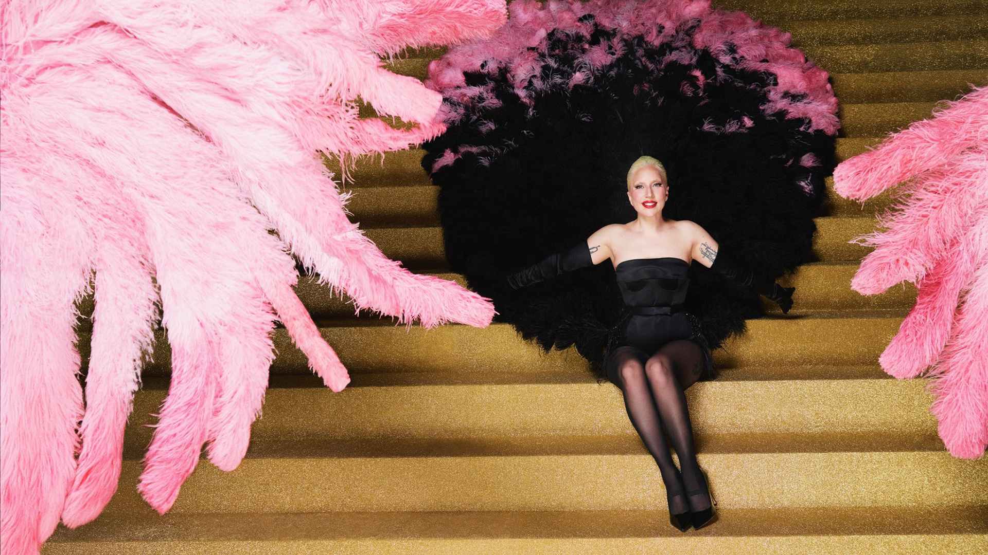 Lady Gaga pone el cabaret en la ceremonia inaugural de los Juegos Olímpicos