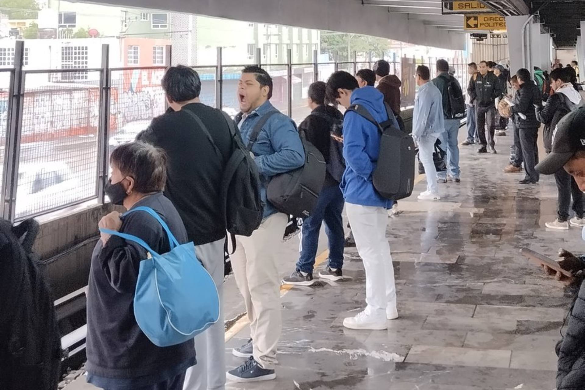 Metro CDMX implementa marcha de seguridad en toda la red por lluvia Metro CDMX implementa marcha de seguridad en toda la red por lluvia