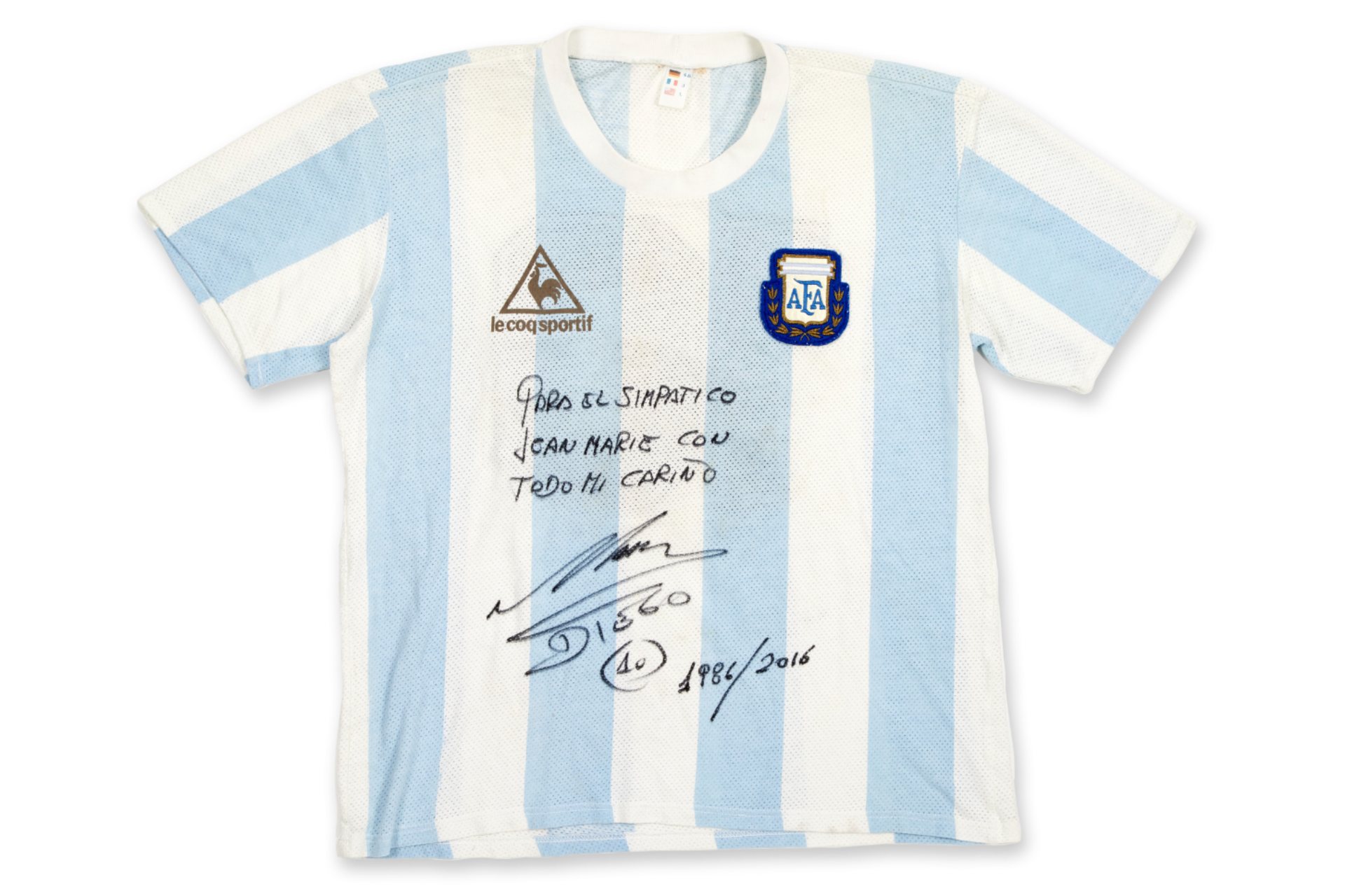 A subasta la camiseta que llevó Maradona en la semifinal de México 1986