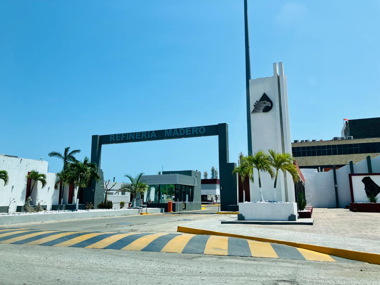 Trabajadores de Pemex consiguen 7 por ciento de incremento salarial