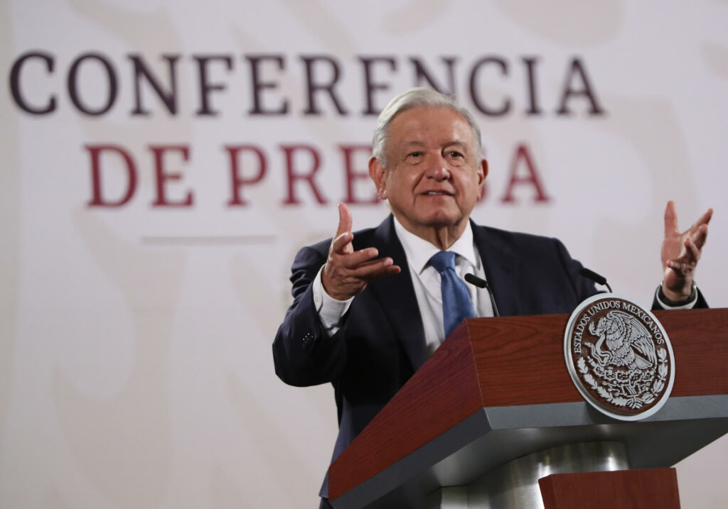 “Se cumple la voluntad de los ciudadanos”: AMLO celebra que TEPJF validara mayoría calificada de 4T en la Cámara de Diputados “Se cumple la voluntad de los ciudadanos”: AMLO celebra que TEPJF validara mayoría calificada de 4T en la Cámara de Diputados