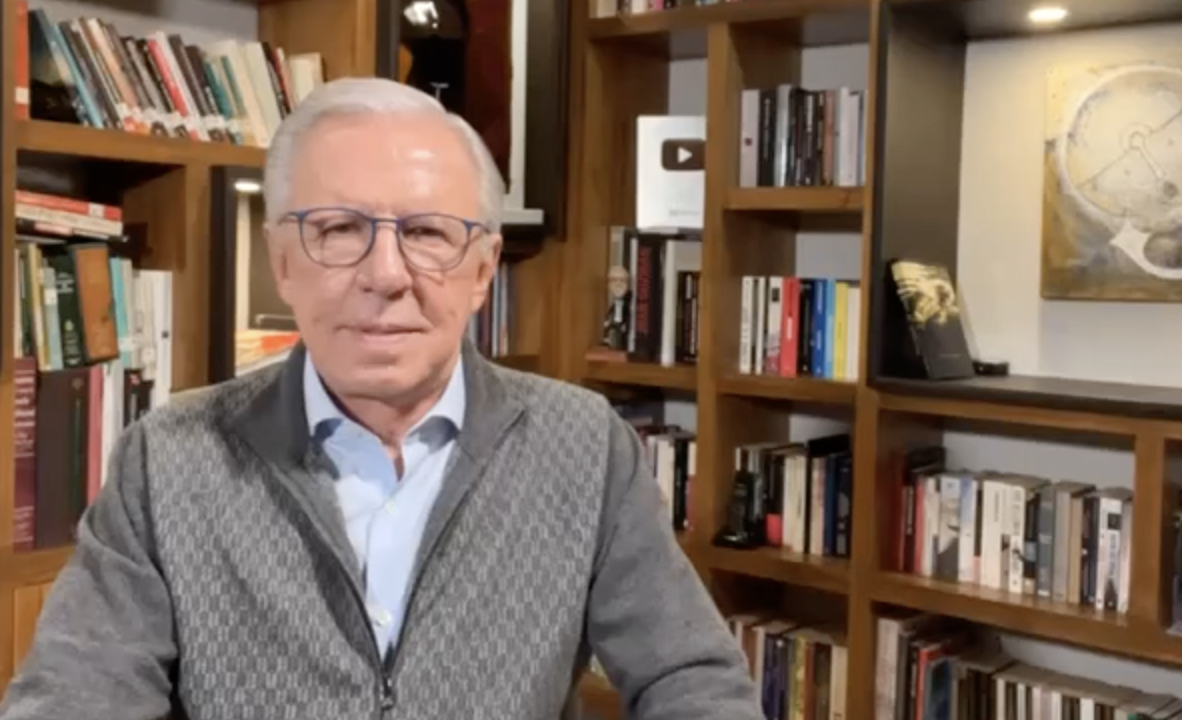 ¡Las noticias! Fiscal de Chihuahua declara prófugo de la justicia al próximo senador, Javier Corral