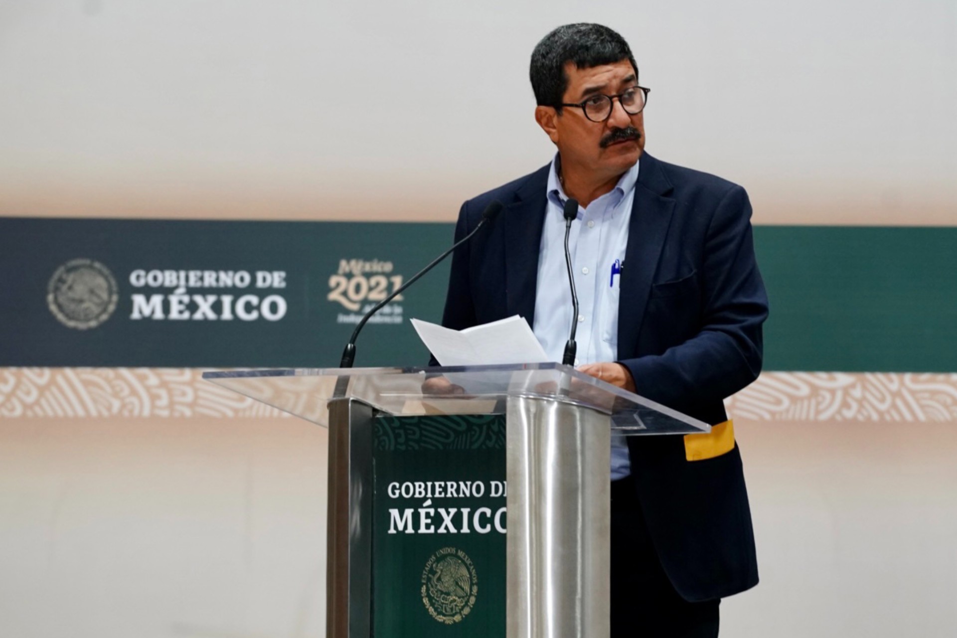 “Es una venganza”: AMLO sale en defensa del exgobernador Javier Corral tras intento de detención