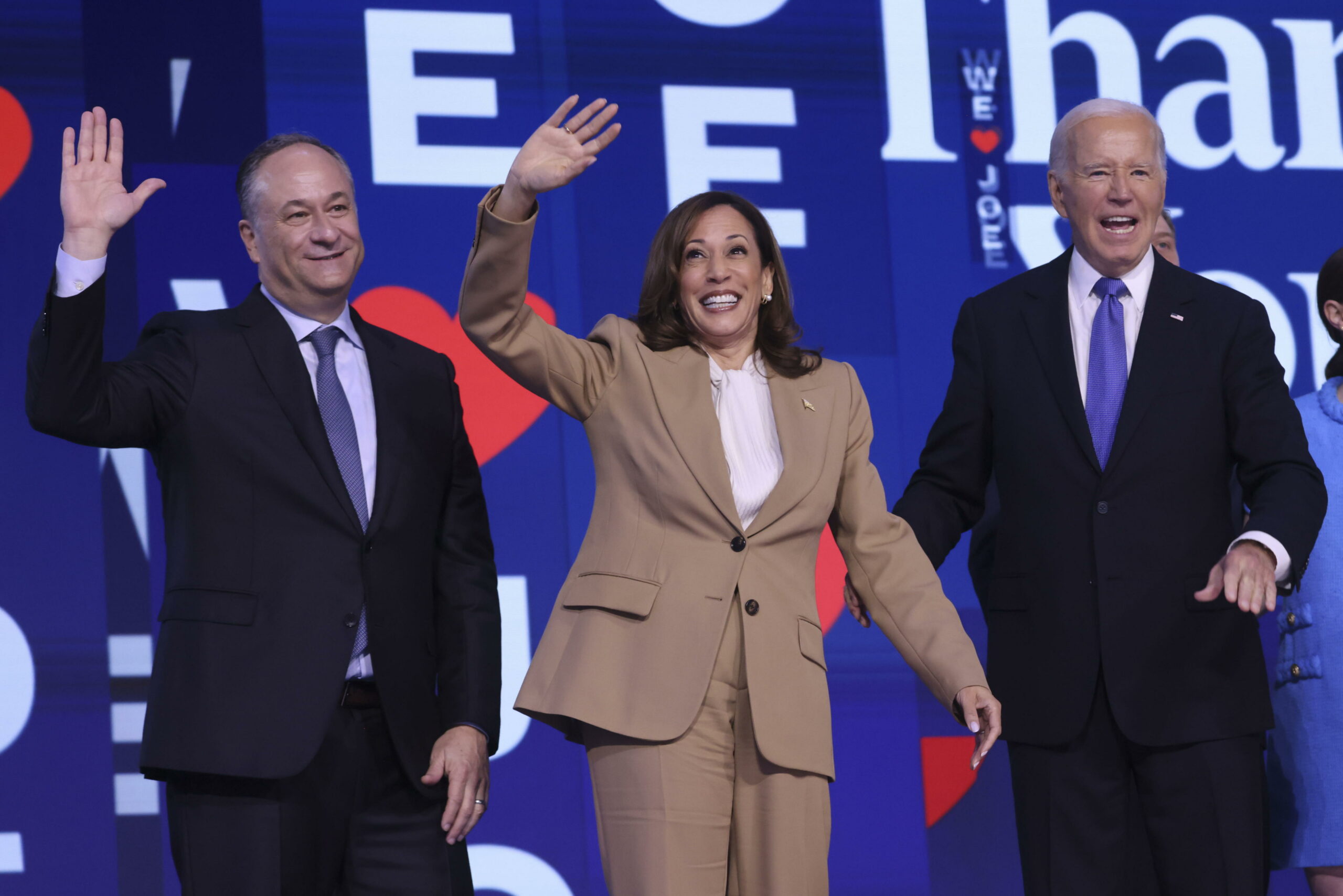 Kamala Harris imita la magia de la propaganda de Obama en la convención demócrata Kamala Harris imita la magia de la propaganda de Obama en la convención demócrata
