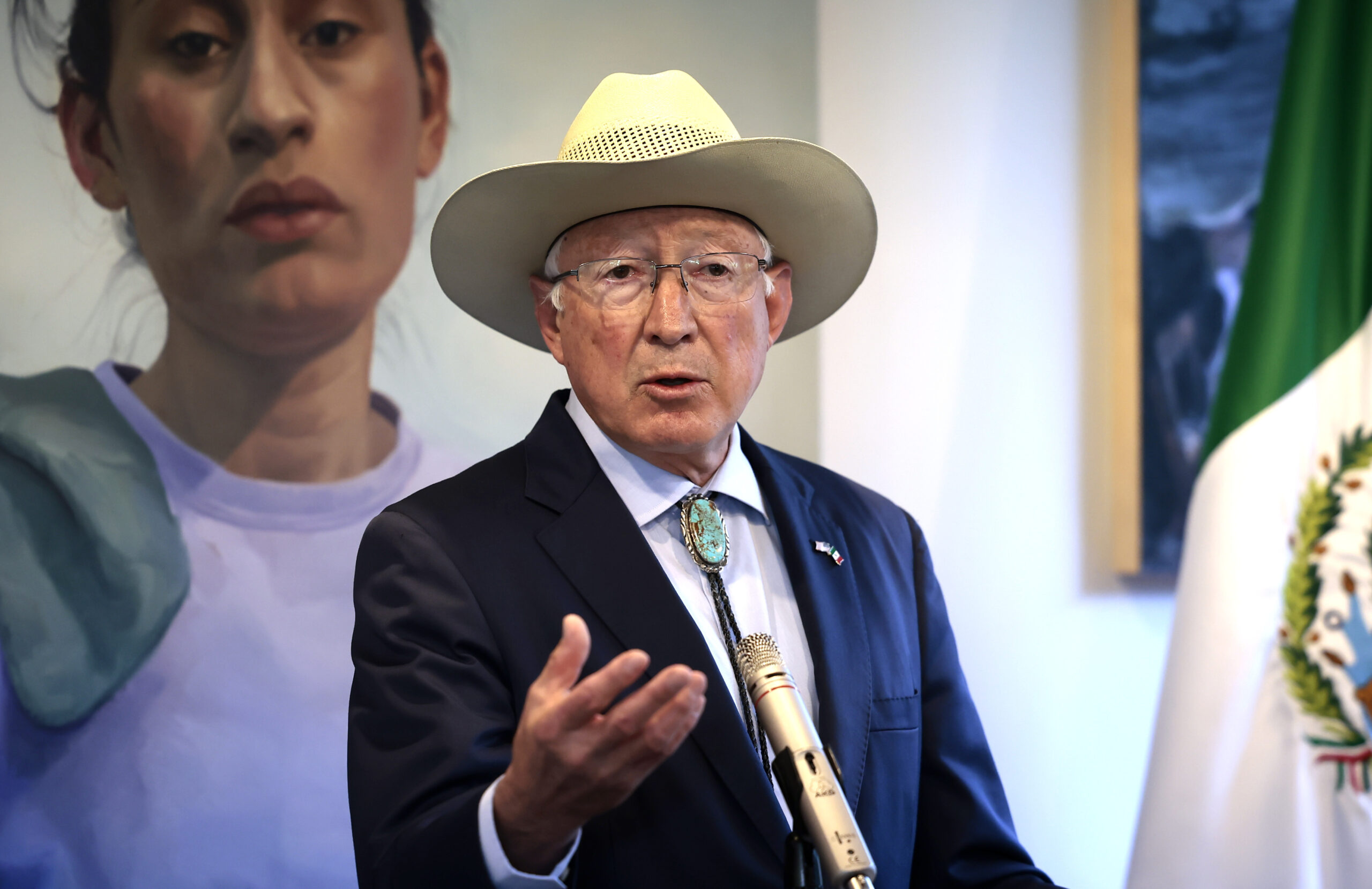 Ken Salazar respalda algunos puntos de la Reforma al Poder Judicial Ken Salazar respalda algunos puntos de la Reforma al Poder Judicial
