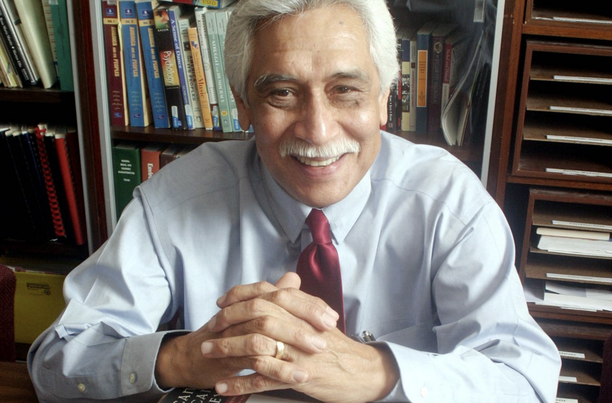 Murió a los 85 años Tatcho Mendiola, líder del Movimiento Chicano en EE.UU. Murió a los 85 años Tatcho Mendiola, líder del Movimiento Chicano en EE.UU.