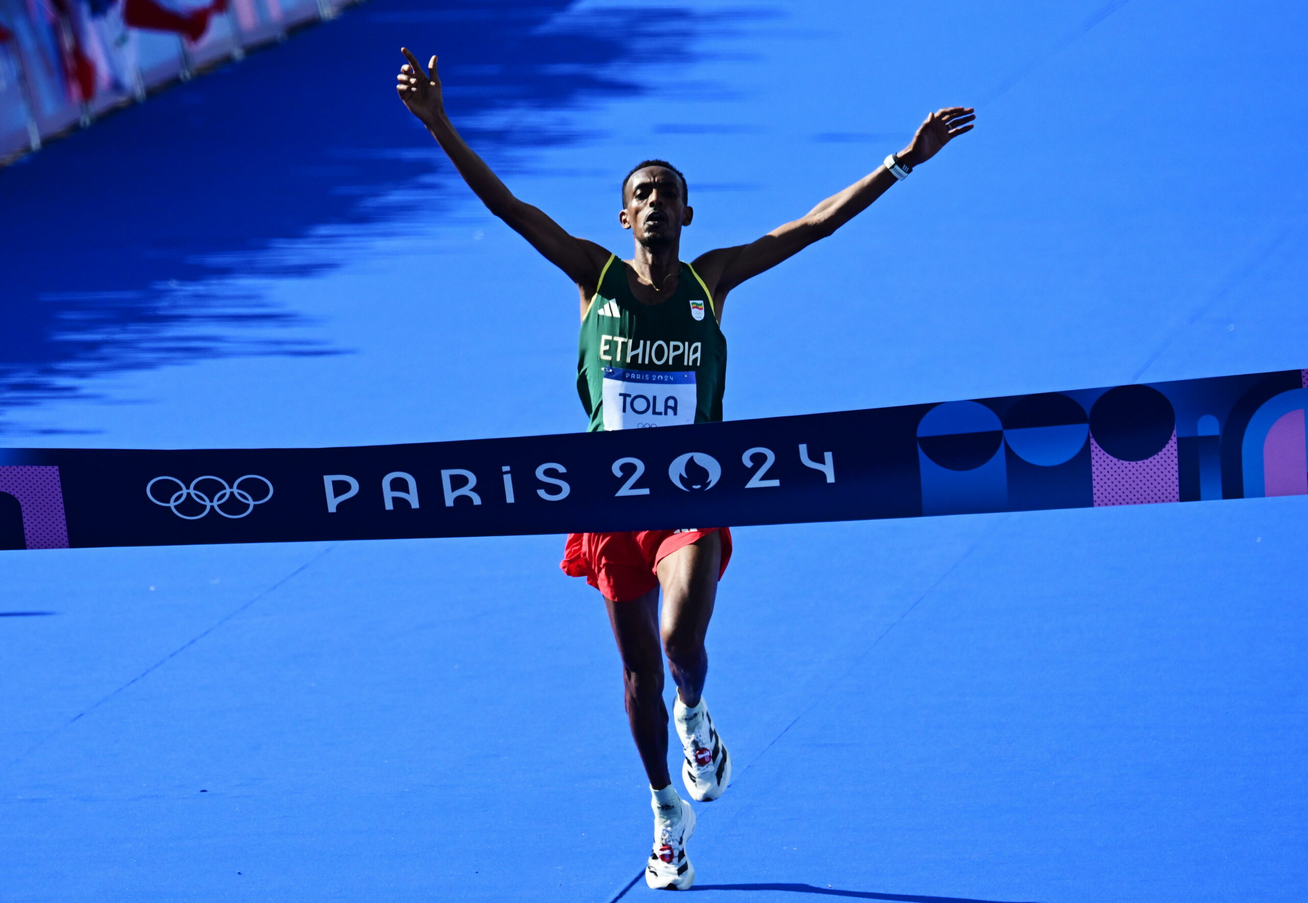 Tamirat Tola, nuevo rey del maratón olímpico tras retiro de Kipchoge Tamirat Tola, nuevo rey del maratón olímpico tras retiro de Kipchoge