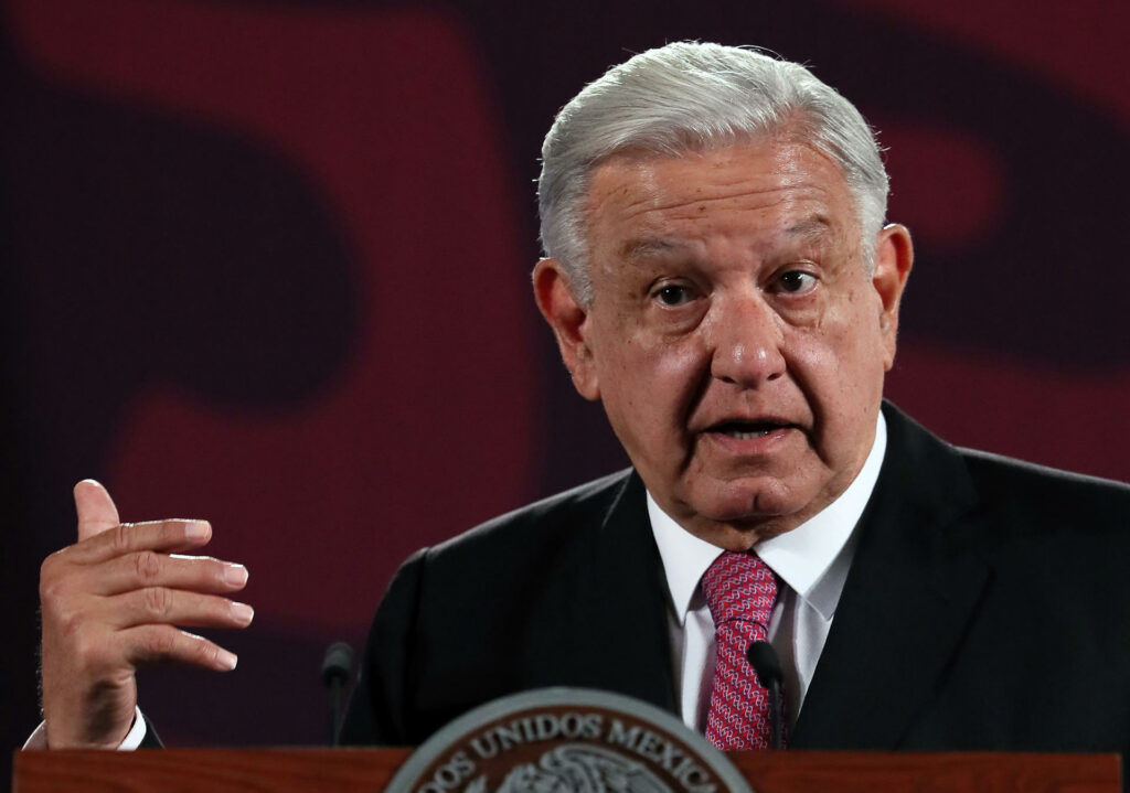 Universidad de Berkeley documenta violencia, acoso y espionaje contra la prensa en el sexenio de AMLO