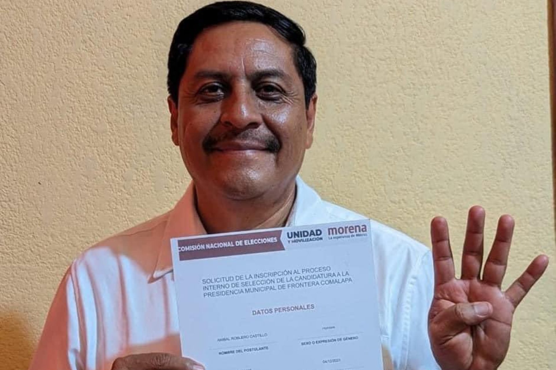 Hijo de Aníbal Roblero, alcalde electo secuestrado en Chiapas, pide ayuda al Gobierno para encontrarlo