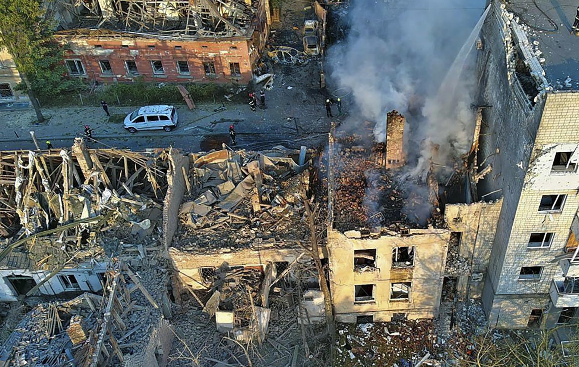 Putin propone a China, Brasil e India como posibles mediadores para la paz con Ucrania Putin propone a China, Brasil e India como posibles mediadores para la paz con Ucrania