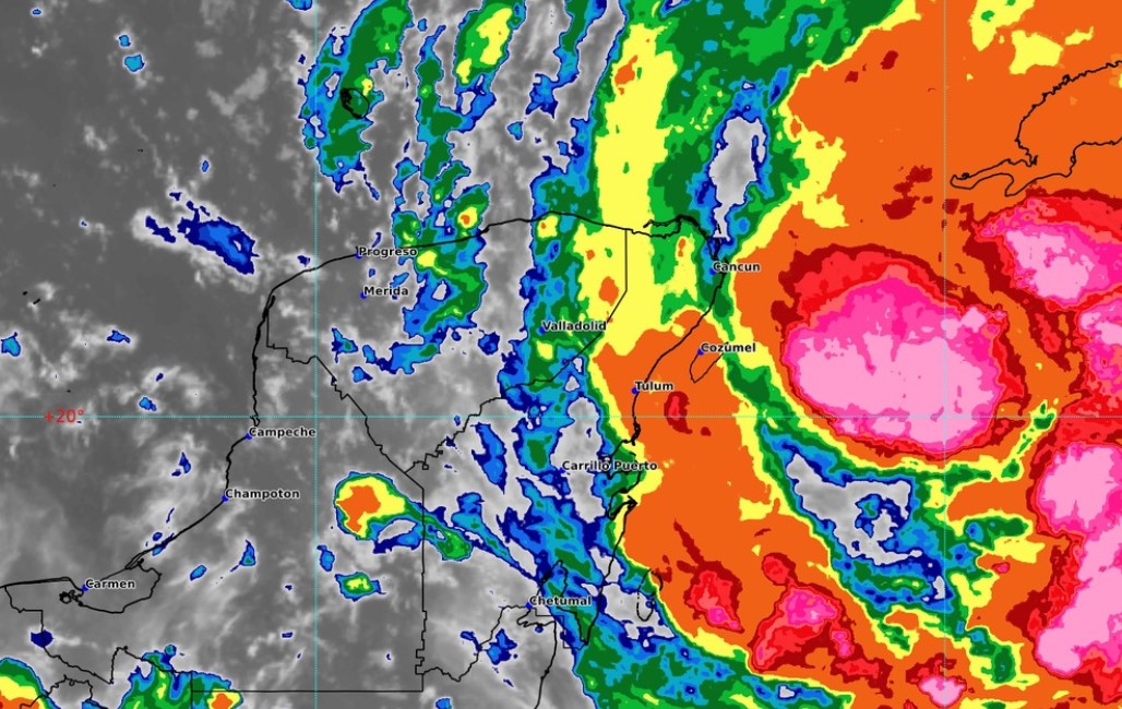 ‘Helene’ se intensifica; provocará fuertes lluvias en la península de Yucatán