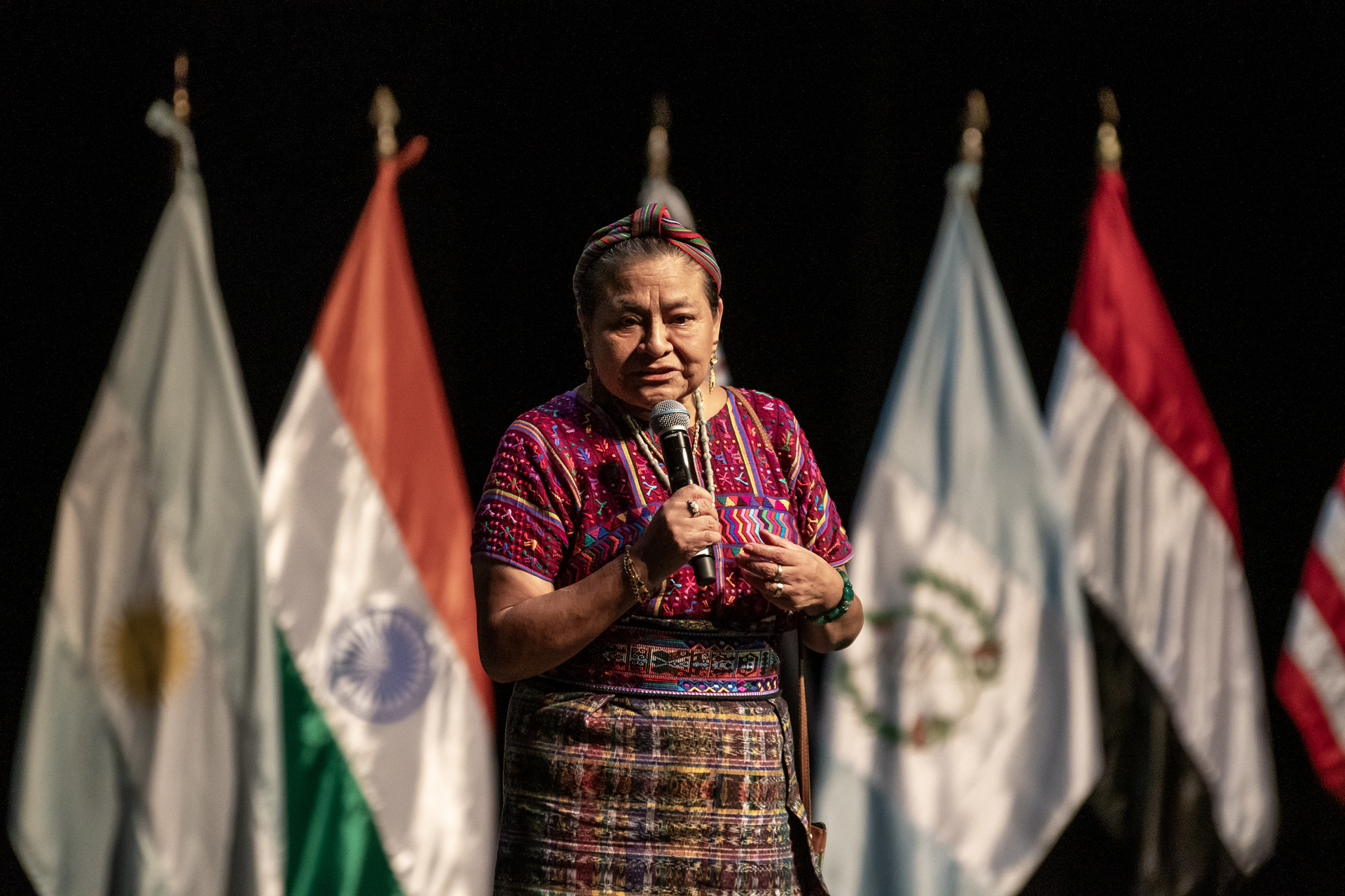 Humanidad no sabe qué es el desarrollo sostenible: Rigoberta Menchú en Cumbre Mundial Premios Nobel por la Paz