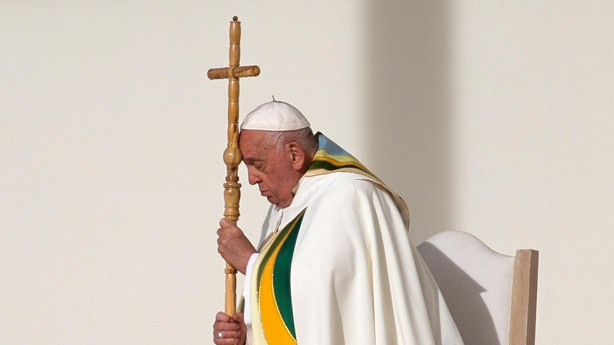 Médico que practica el aborto es un ‘sicario’, sentencia el papa Francisco