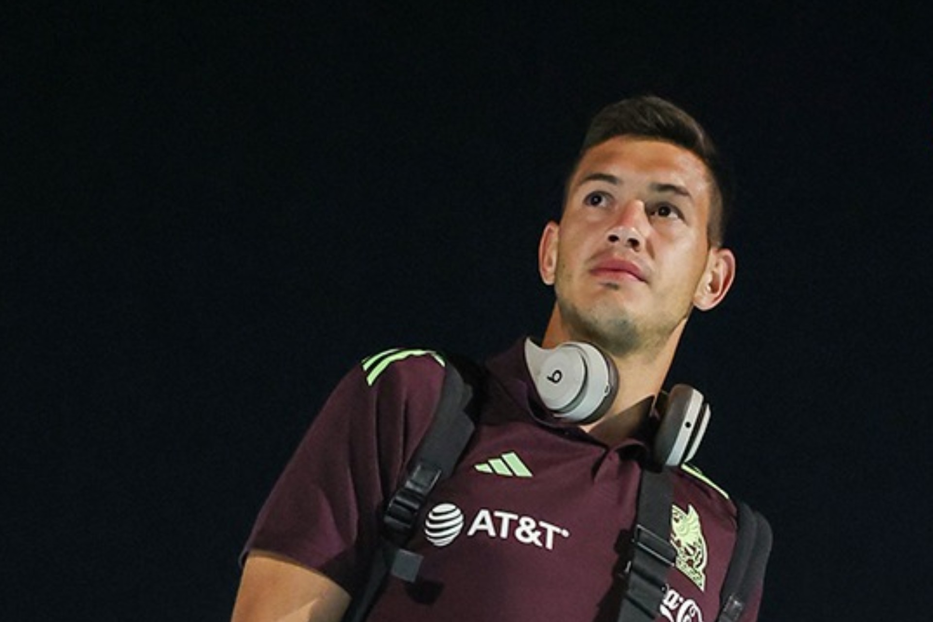 “Es difícil asimilar jugar contra un club”: César Montes sobre el juego ante el Valencia