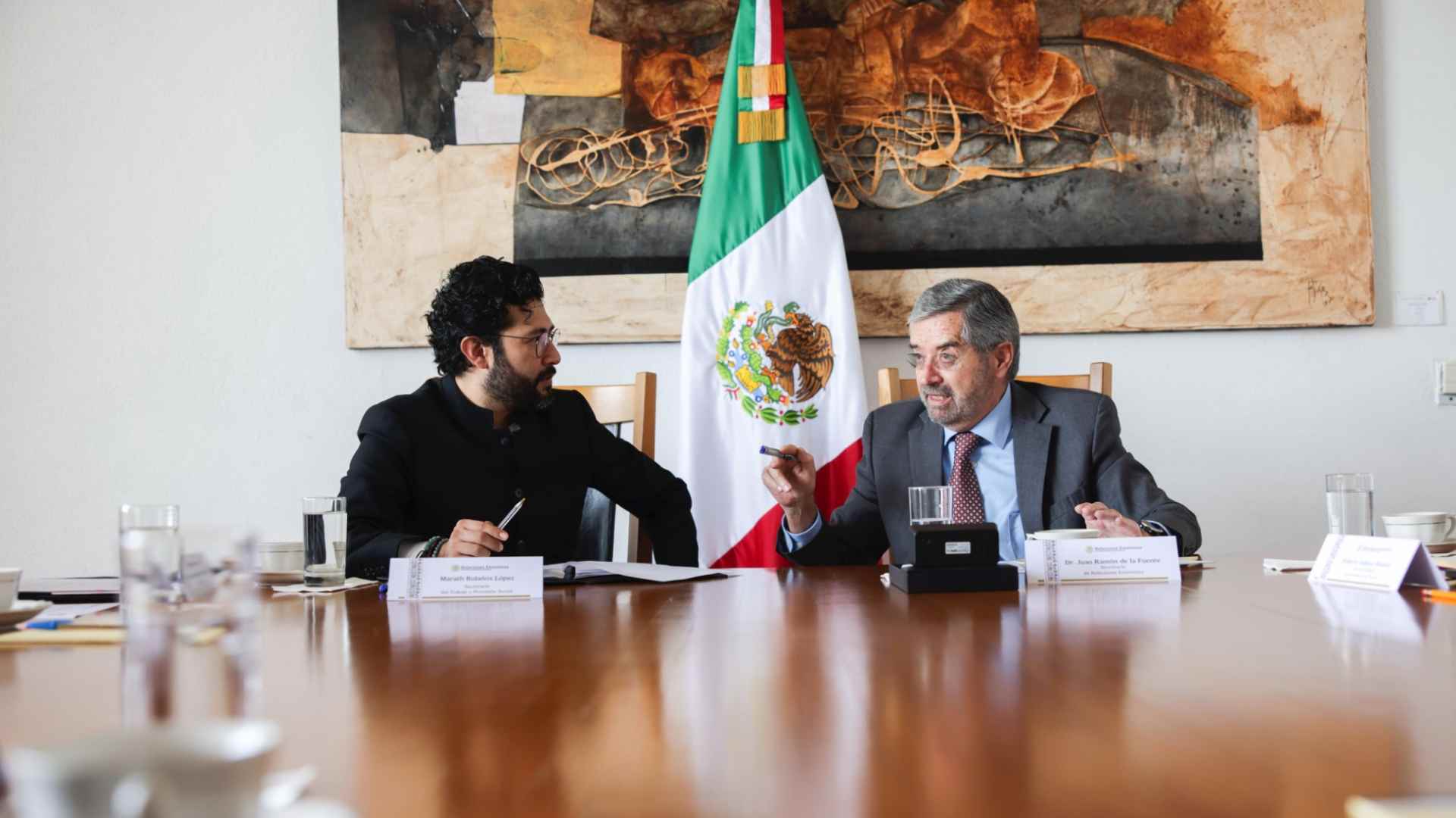 SRE y STPS fortalecerán colaboración y atenderán temas relacionados con el T-MEC y migración SRE y STPS fortalecerán colaboración y atenderán temas relacionados con el T-MEC y migración