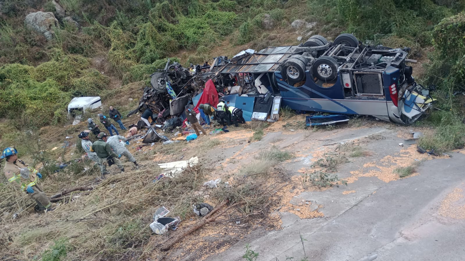 Accidente en carretera de Zacatecas deja 24 muertos