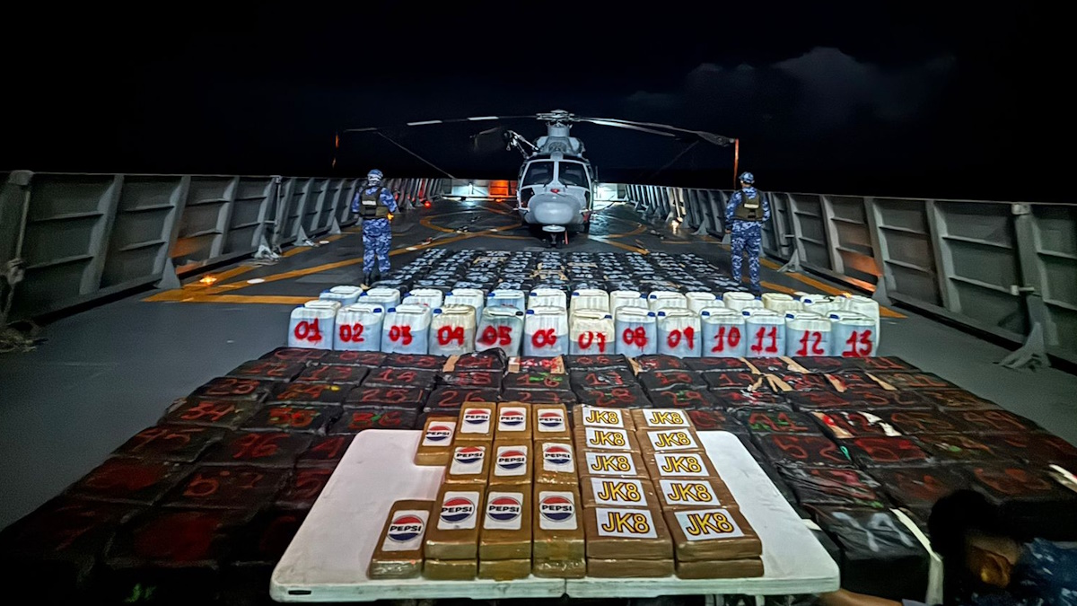 Semar asegura más de 8 mil 300 kilos de cocaína en el Pacífico mexicano