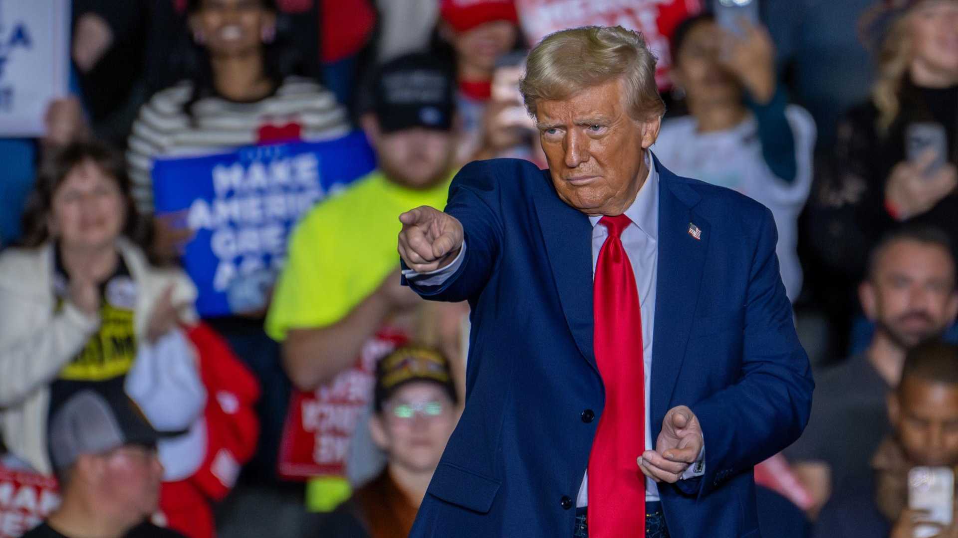 Promete Trump prosperidad para latinos mientras estigmatiza a migrantes en Pensilvania Promete Trump prosperidad para latinos mientras estigmatiza a migrantes en Pensilvania