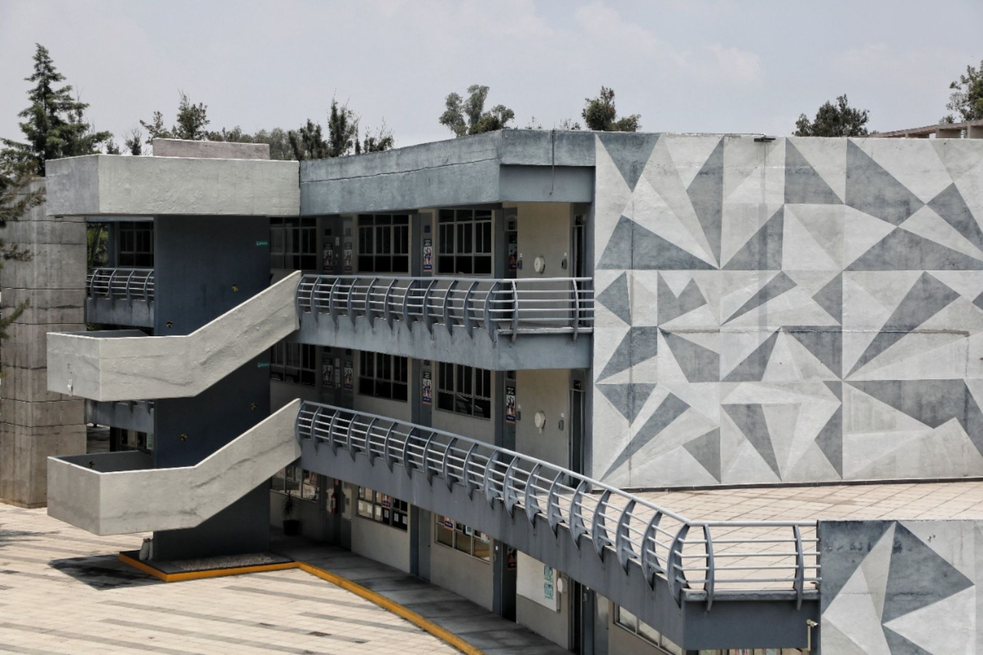 Gobierno de Sheinbaum creará más de 300 mil lugares en universidades públicas