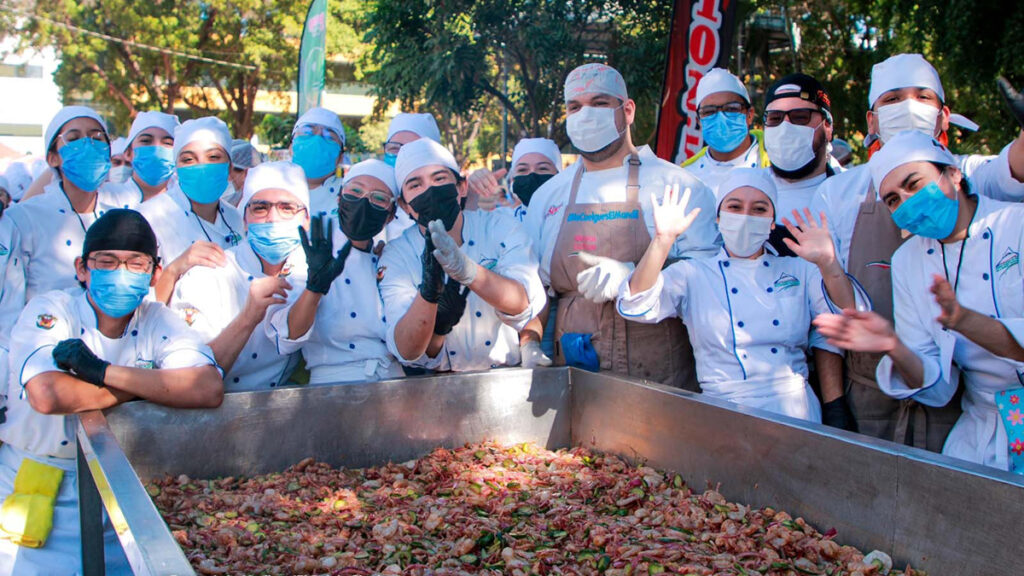 'Jalemos con la banda' recauda más de 500 mil pesos para músicos y meseros en Culiacán - aguachile-que-se-vendio-en-jalemos-con-la-banda-en-culiacan-1024x576