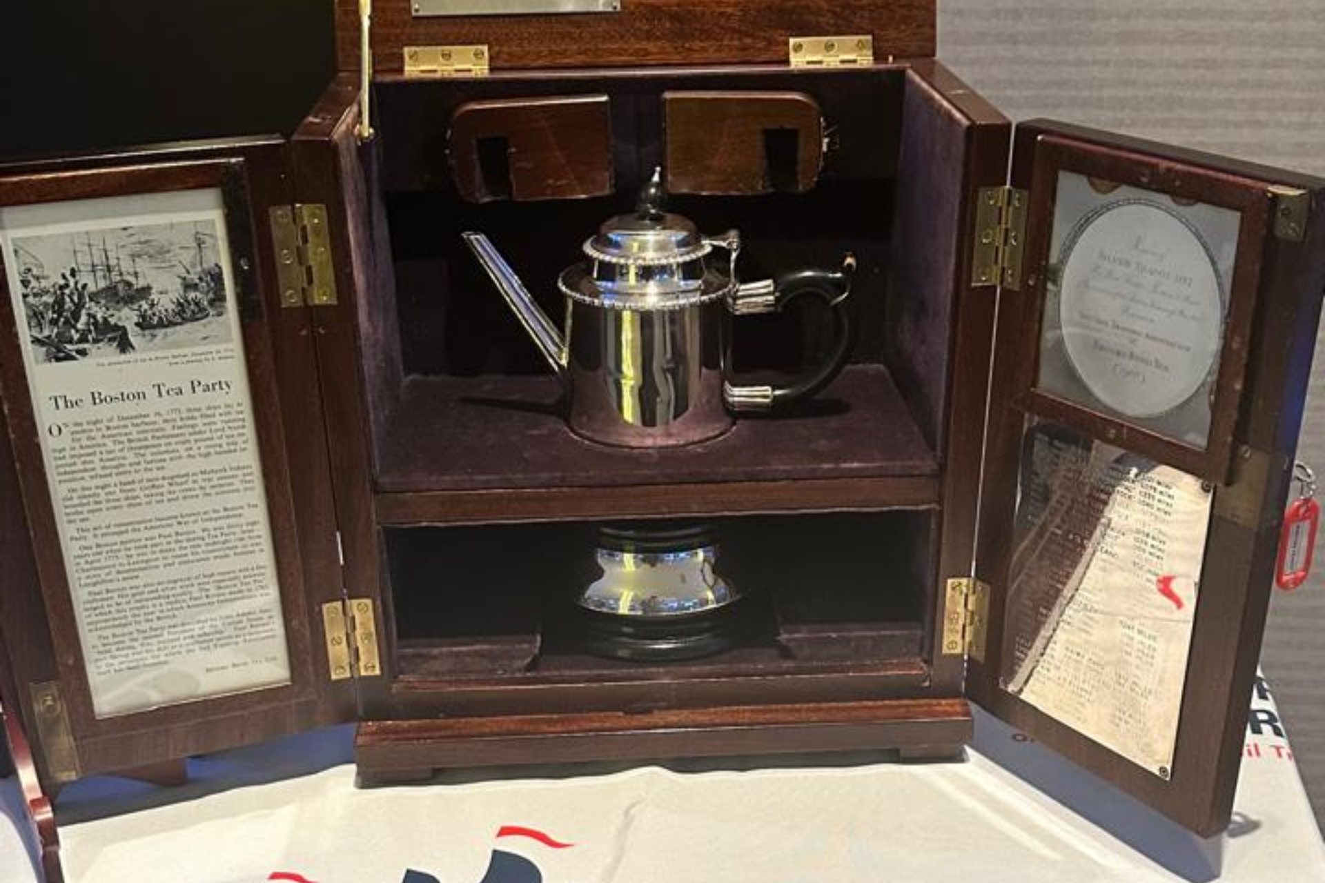 Buque Escuela Velero “Cuauhtémoc” obtiene el premio internacional ‘Tetera Boston 2024’