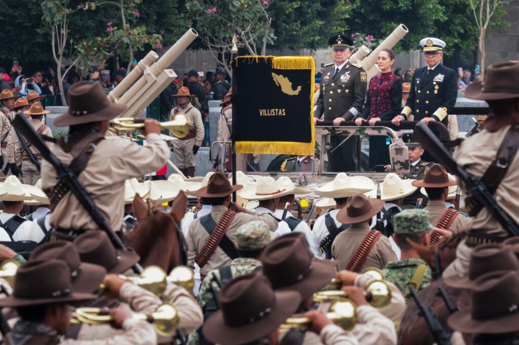 #Galería Sheinbaum encabeza el desfile por el 114 aniversario de la Revolución Mexicana - desfile-114-aniv-revolucion-mexicana-5-1024x682