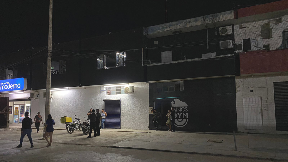 Matan en gimnasio de Mazatlán a un hombre y hieren a otro