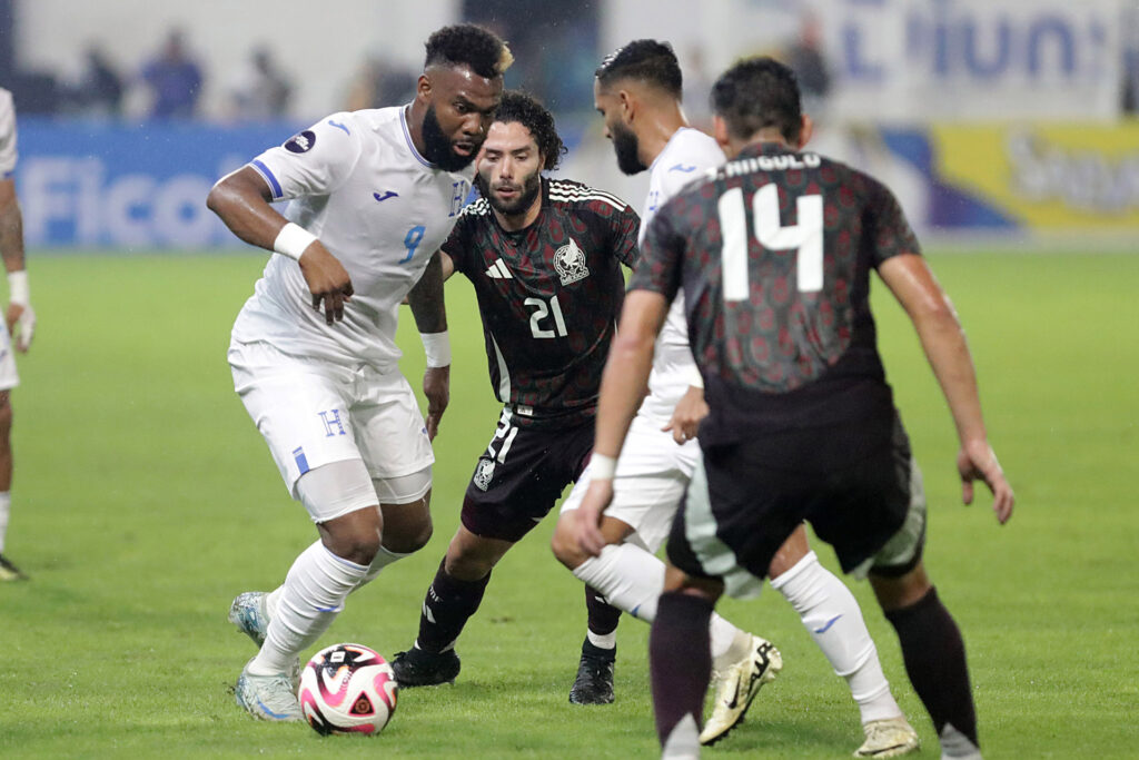 Honduras vence a México en la ida de los Cuartos de Final de la Liga de Naciones de la Concacaf - honduras-vence-a-mexico-en-la-ida-de-los-cuartos-de-final-de-la-liga-de-naciones-de-la-concacaf-2-1024x683