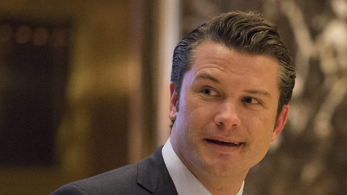 Trump nomina al veterano de guerra y presentador Pete Hegseth como secretario de Defensa Trump nomina al veterano de guerra y presentador Pete Hegseth como secretario de Defensa