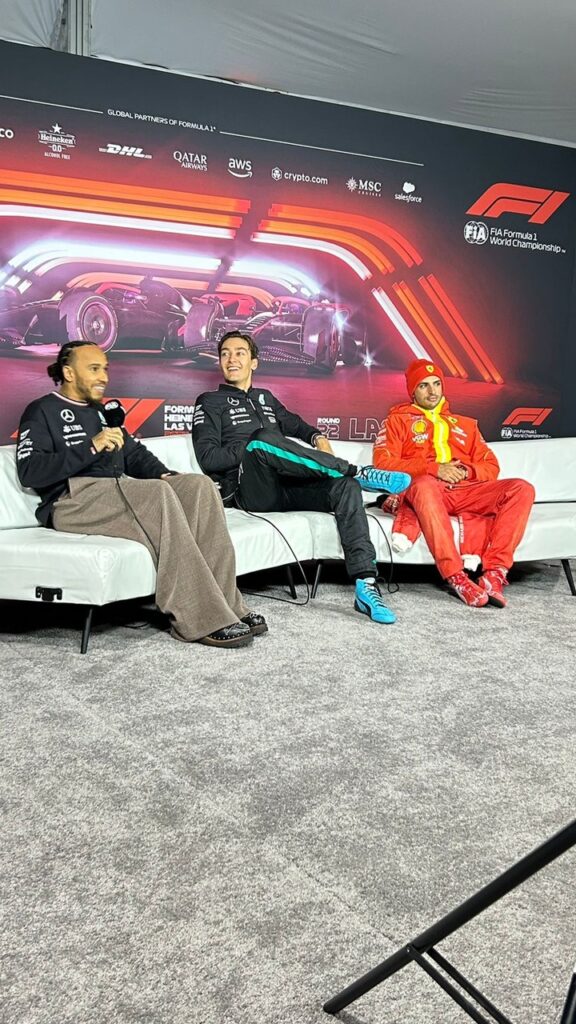 Reflejos del Gran Premio de Las Vegas 2024 - photo-2024-11-24-02-57-41-576x1024