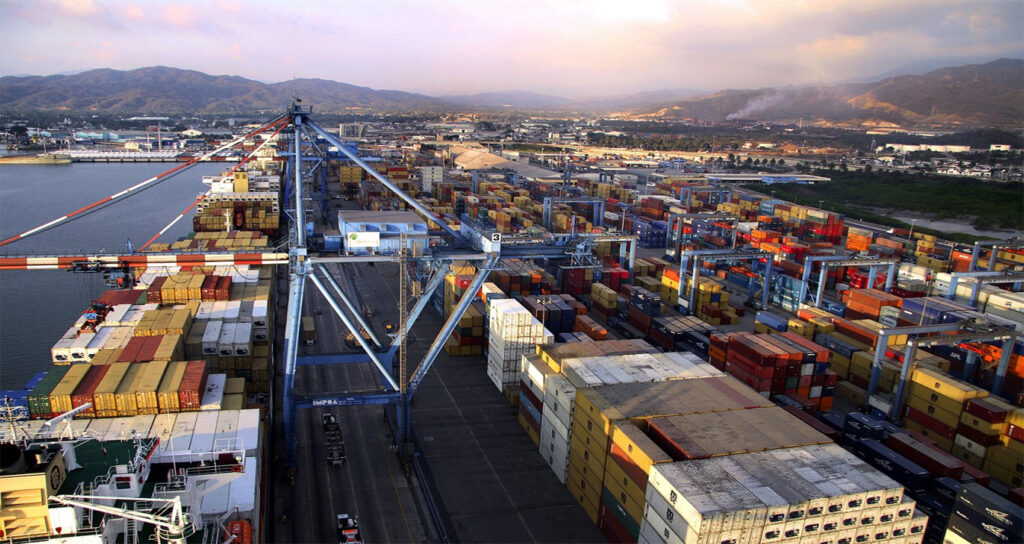 México justifica aranceles a productos asiáticos para proteger empleos y economía nacional