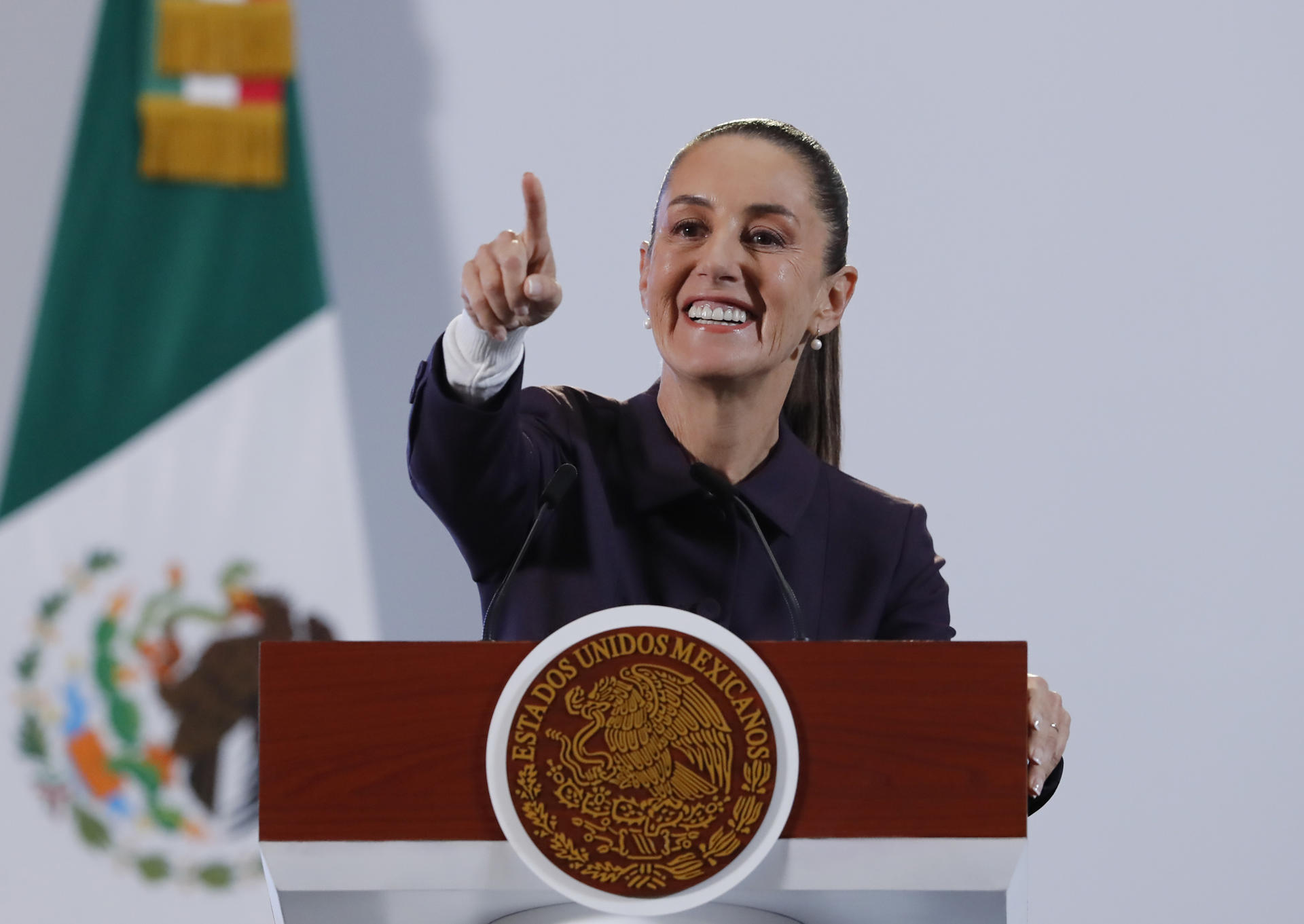 Políticos de Canadá usan tema de la expulsión de México del T-MEC para campaña electoral: Sheinbaum
