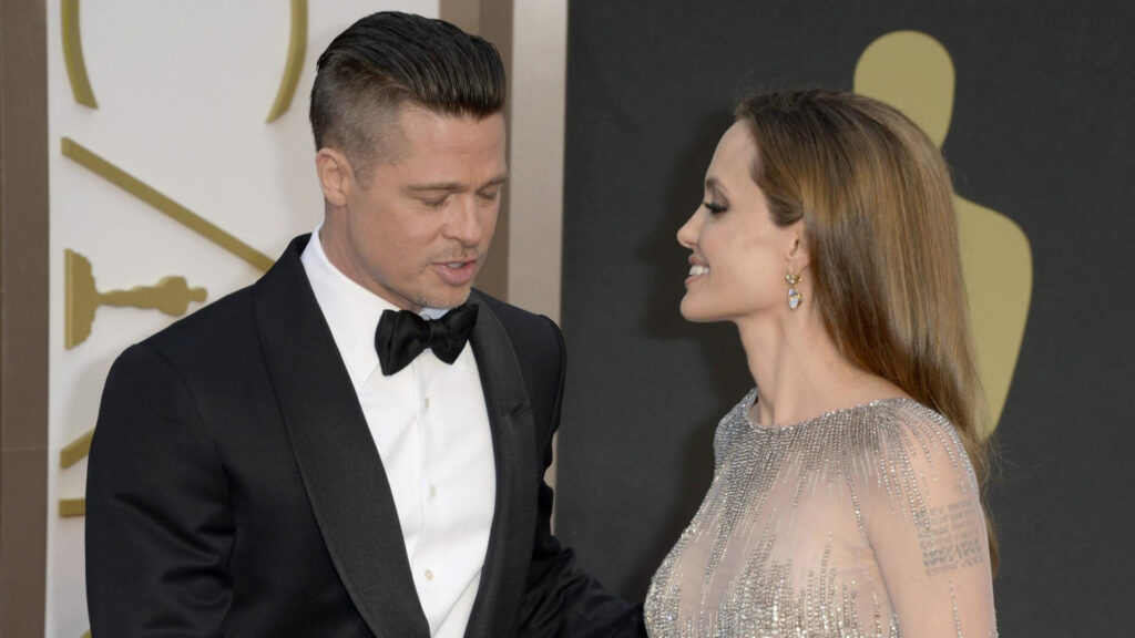 El hijo mayor de Brad Pitt y Angelina Jolie se quita oficialmente el apellido paterno