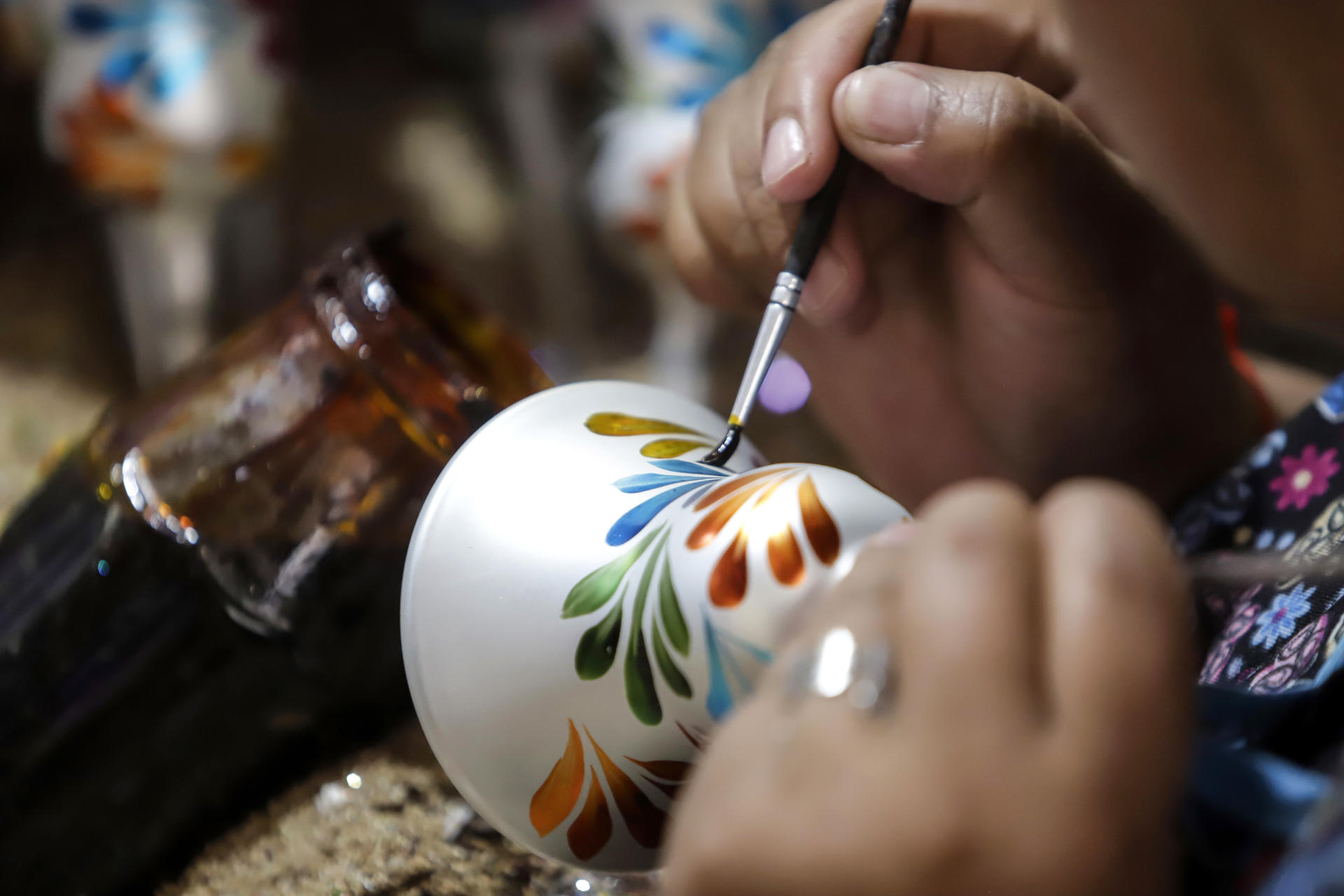 Esferas navideñas de artesanos se vuelven el distintivo de Chignahuapan, Puebla Esferas navideñas de artesanos se vuelven el distintivo de Chignahuapan, Puebla