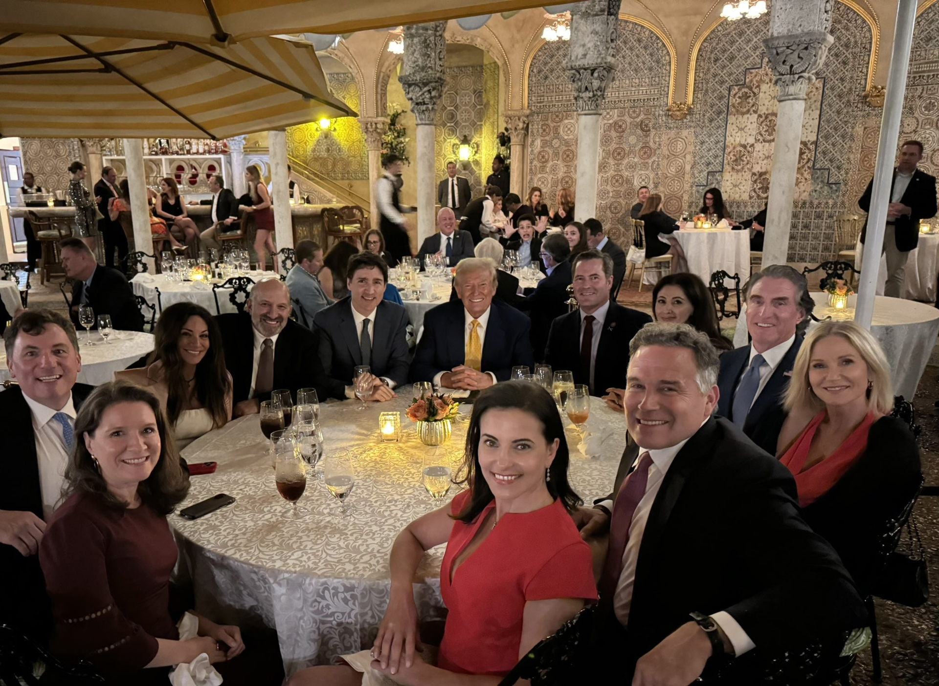 Trump sugirió a Trudeau que Canadá podría convertirse en el “estado 51” de EE.UU. Trump sugirió a Trudeau que Canadá podría convertirse en el “estado 51” de EE.UU.