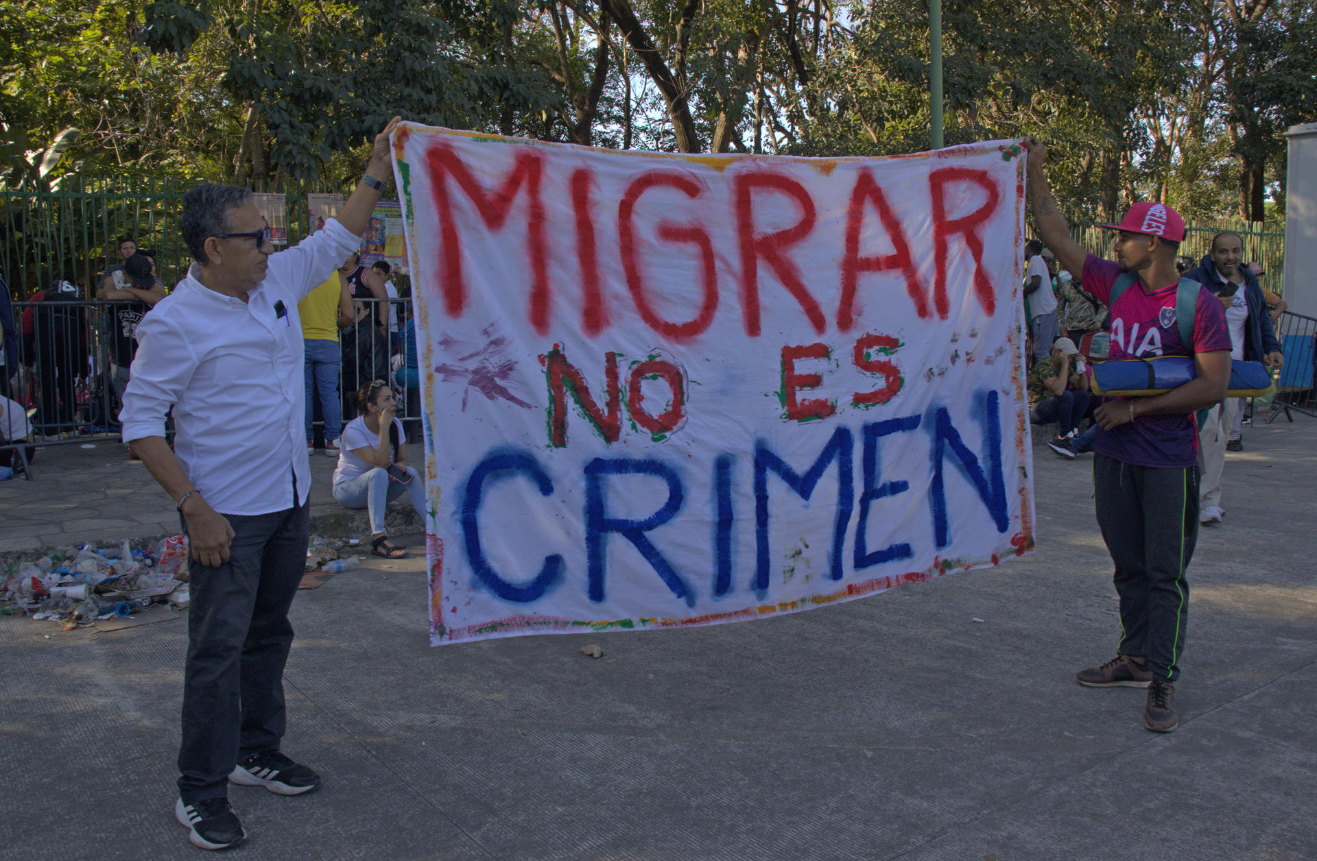 Migrantes saldrán en caravana por la saturación de peticiones de asilo en el sur de México