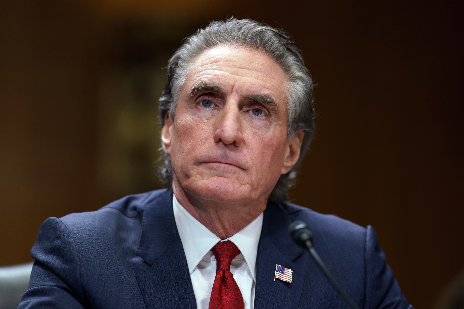 Senado de EE.UU. aprueba la nominación de Doug Burgum como secretario de Interior