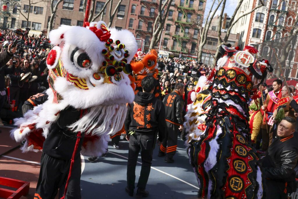Nueva York celebra año nuevo chino al son de tambores, dragones y fuegos artificiales - 85bd0e7fdf457effced3c3dd833db57845c27498w-1024x683