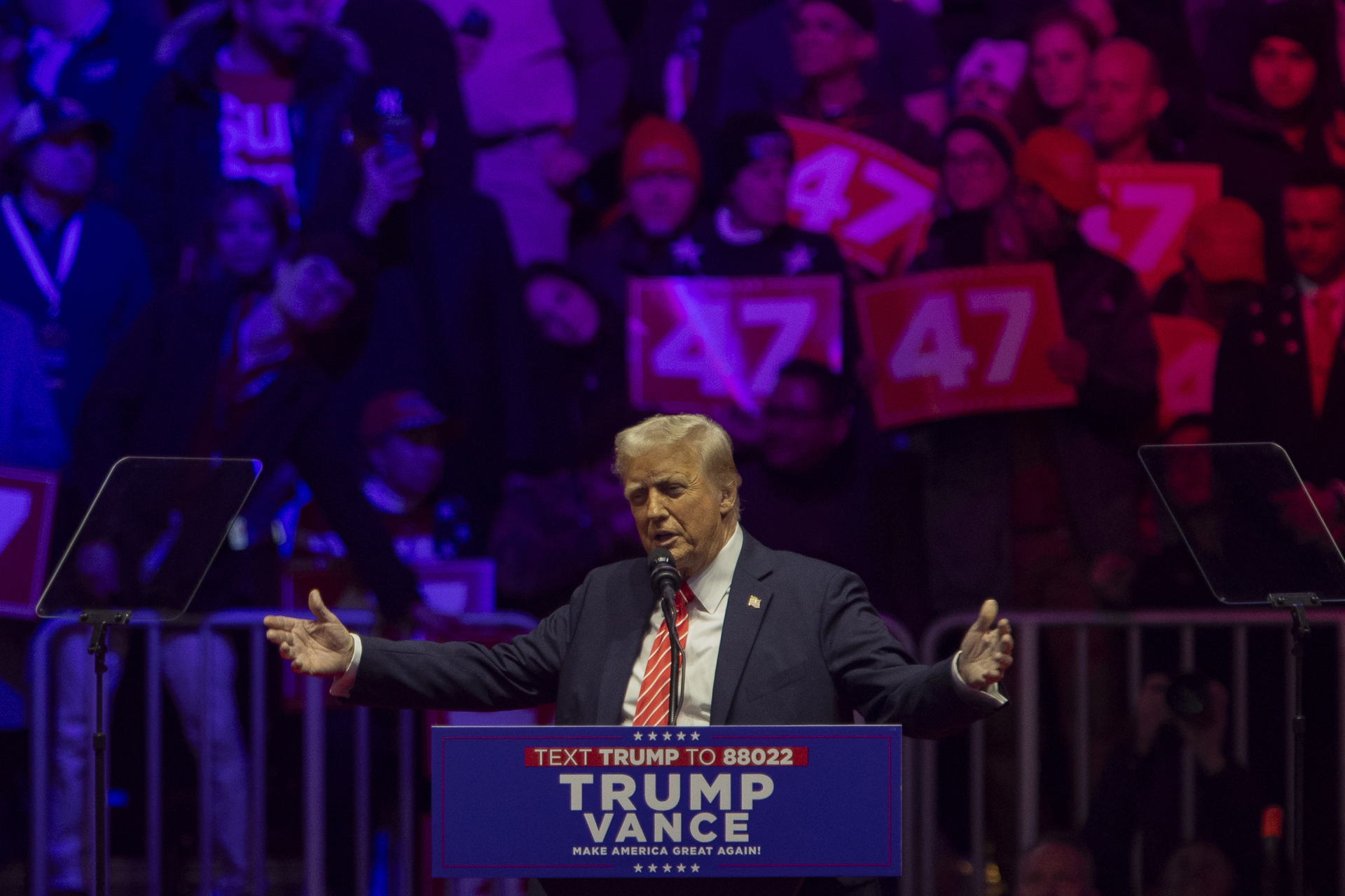 Trump celebra su “mitin de la victoria” a un día de su investidura