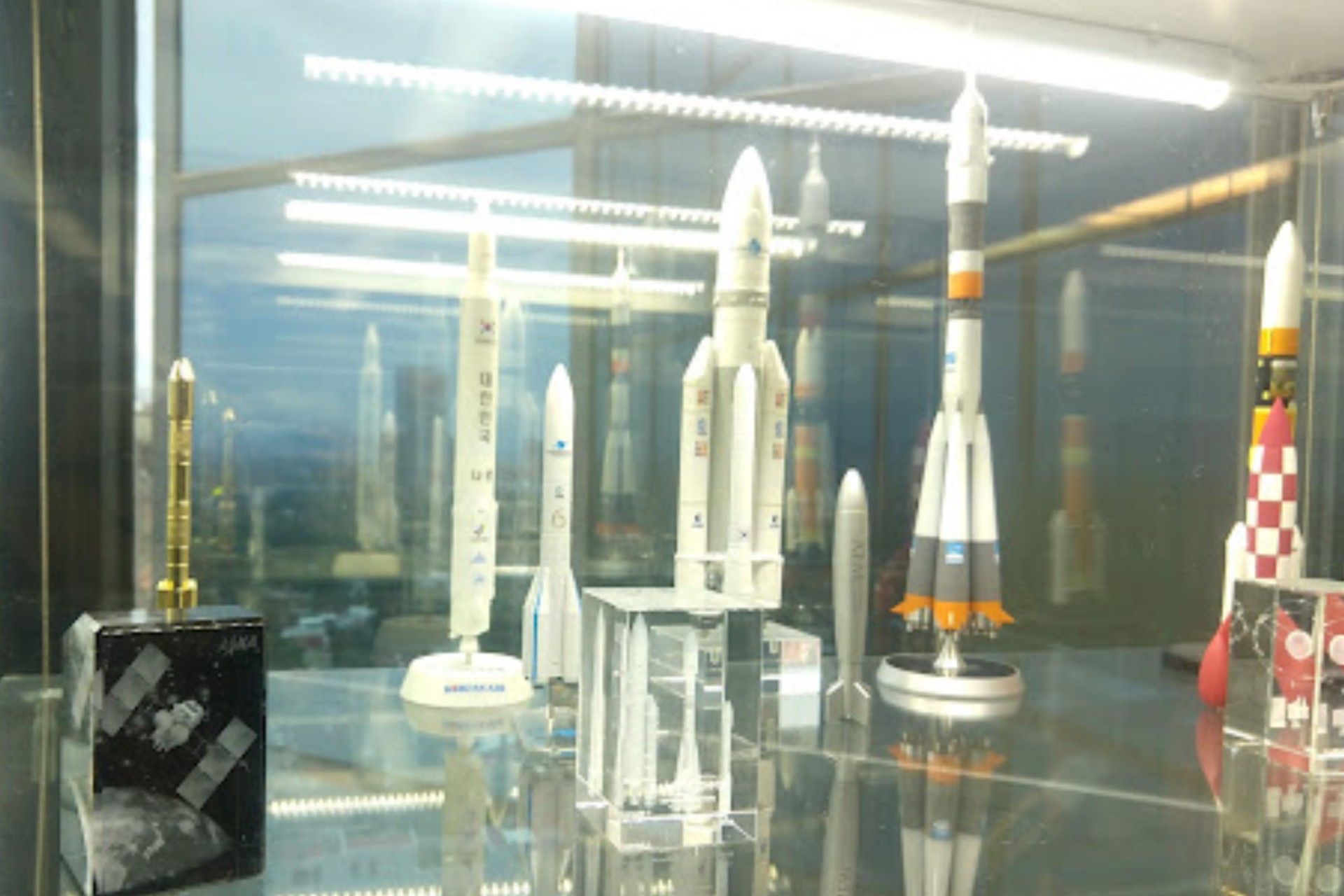 Agencia Espacial Mexicana no desaparece, cambiará de nombre: Sheinbaum