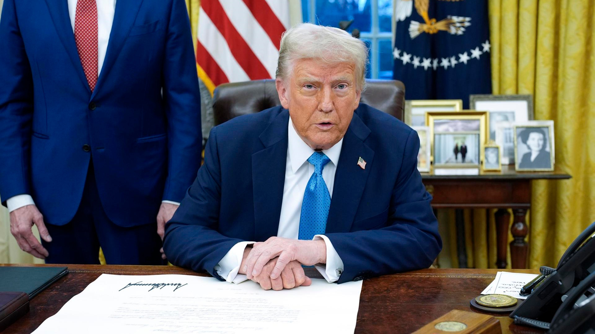 Asegura Trump que “definitivamente” impondrá aranceles a la Unión Europea