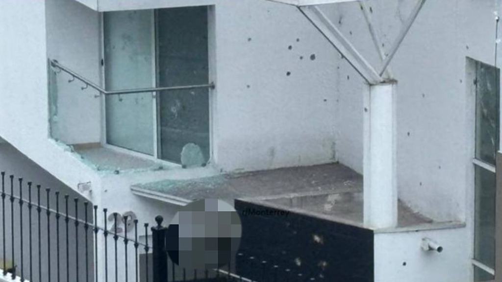 Atacan casa en Monterrey; agresores dispararon más de 50 veces Atacan casa en Monterrey; agresores dispararon más de 50 veces