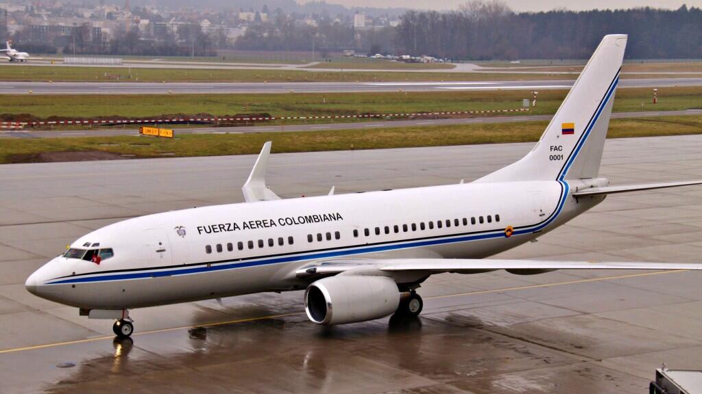 Petro ofrece el avión presidencial para retorno de migrantes de EE.UU. y convoca a la Celac